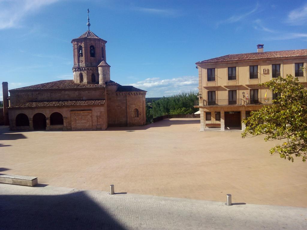 Hostal Plaza Mayor De Almazán Exteriör bild