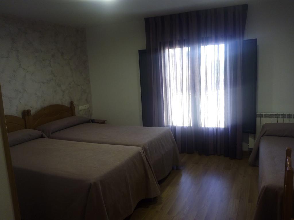 Hostal Plaza Mayor De Almazán Exteriör bild